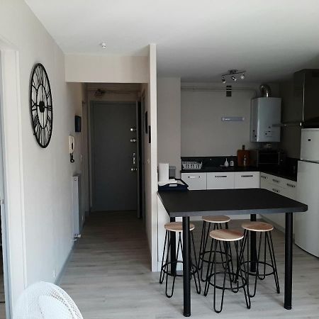 Appartement Confortable En Plein Centre De Saint-Jean-De-Luz, A Deux Pas De La Plage Et Des Commerces - Fr-1-239-586 Exterior photo